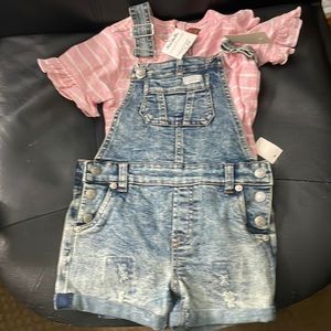 NWT toddler girls overall short set 3T